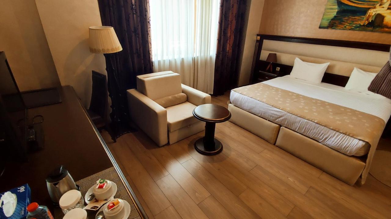 Smith'S Boutique Otel Bakü Dış mekan fotoğraf