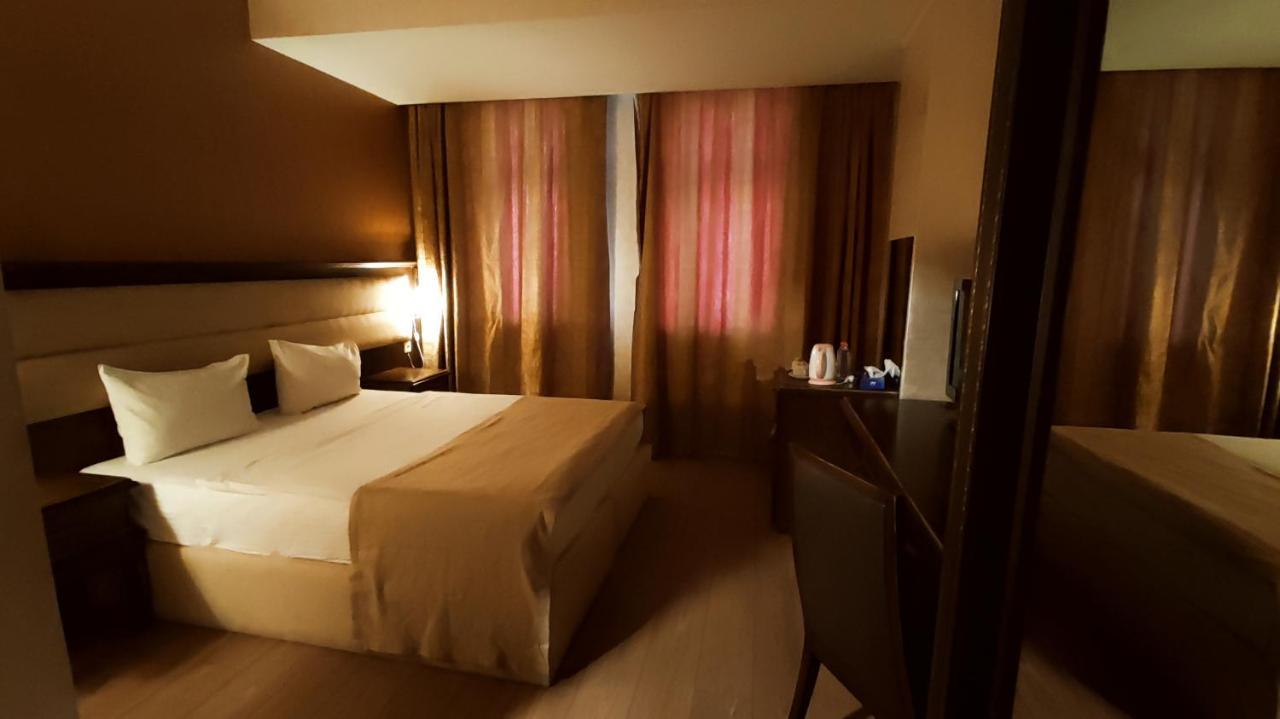 Smith'S Boutique Otel Bakü Dış mekan fotoğraf