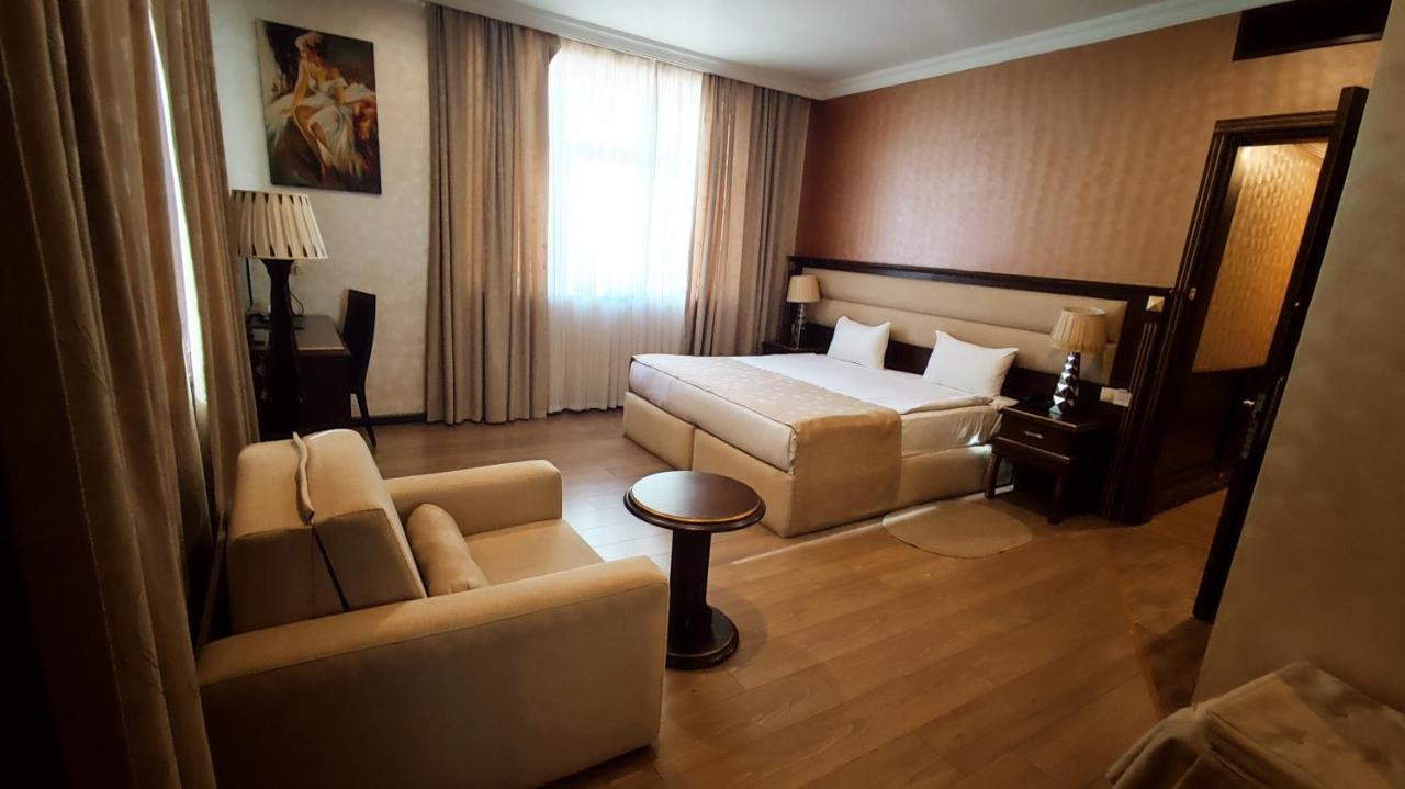 Smith'S Boutique Otel Bakü Dış mekan fotoğraf