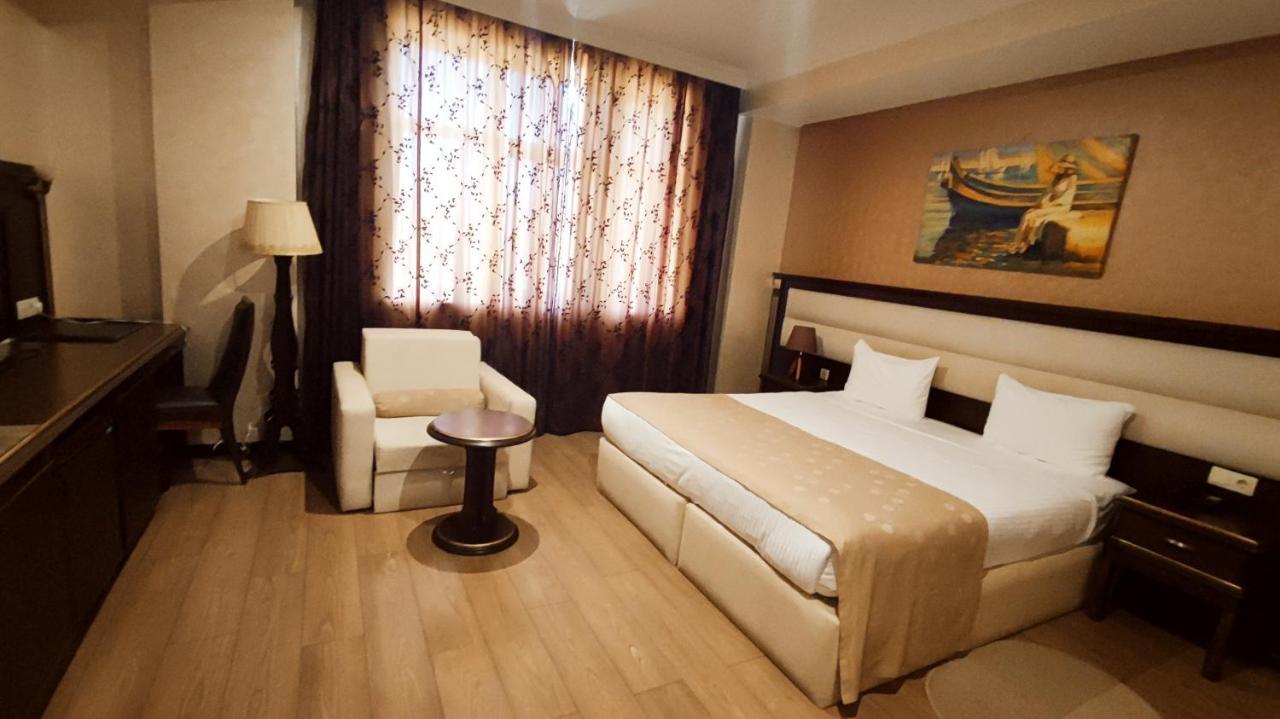 Smith'S Boutique Otel Bakü Dış mekan fotoğraf